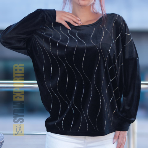 بلوزة مخمل سوداء